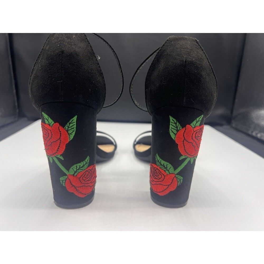 Charlotte Russe Black Open Toe Block Heel Ankle Strap 7 Embroidered Roses EUC